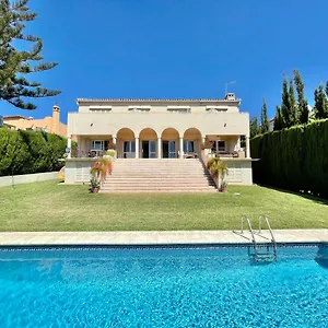 Villa Lirios Puerto Banus - Eaw Homes, Marbella