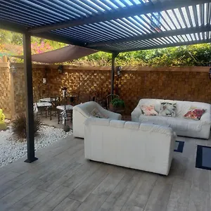  Сasa de vacaciones Bonita En Esquina